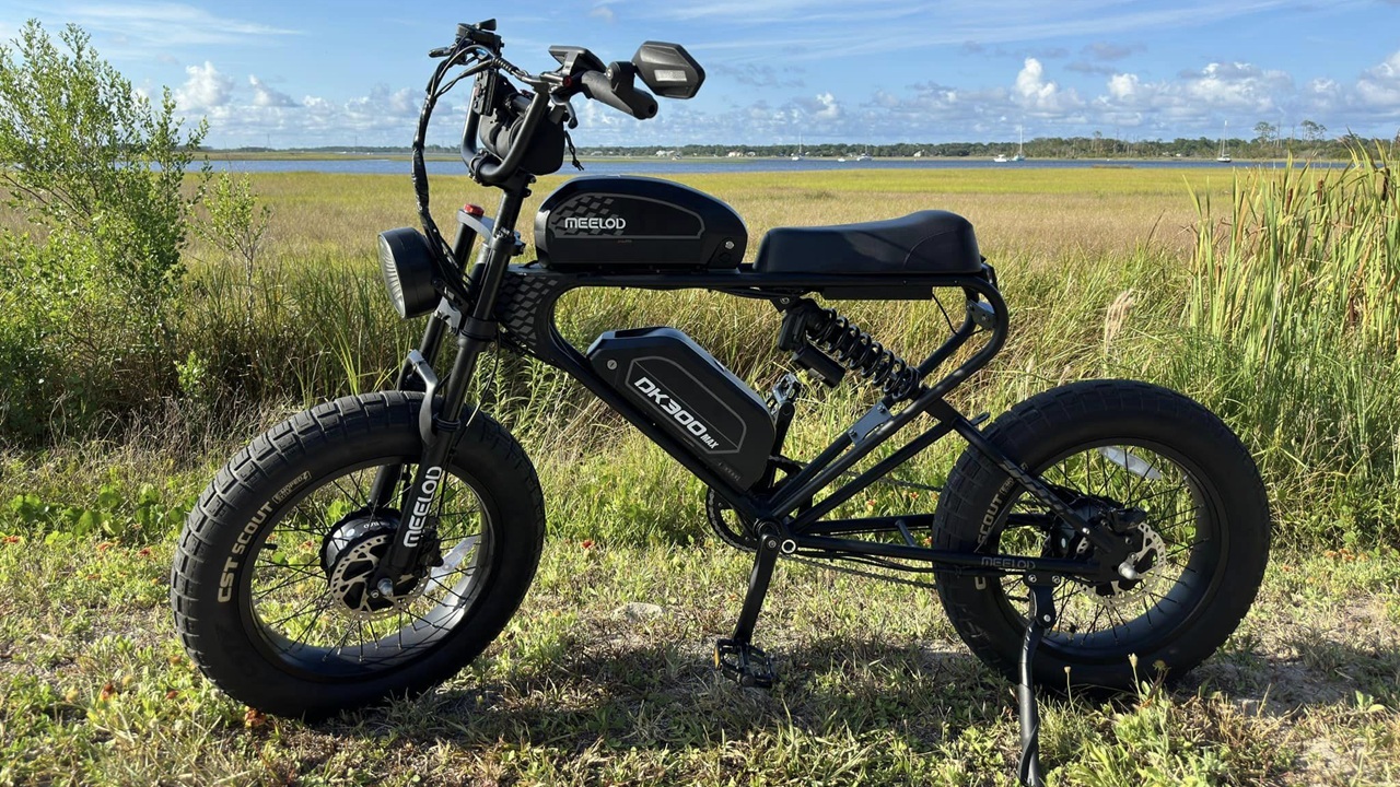 MEELOD DK300 MAX vs. SUPER73-RX Mojave: Powerful Long-Range E-Bikes